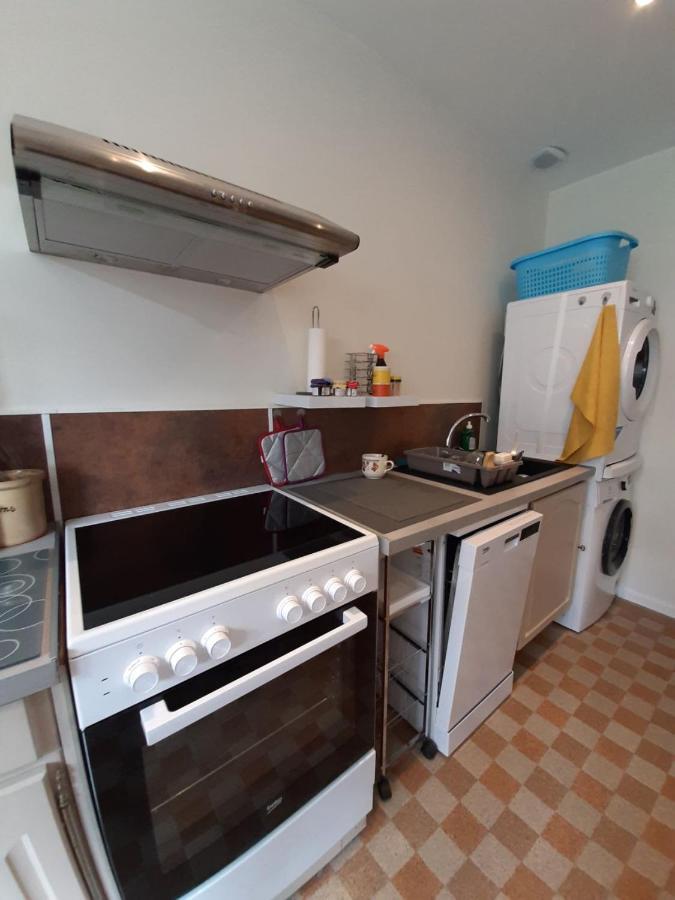 Le Plain Pied Sur Place Le Mele-sur-Sarthe Ngoại thất bức ảnh
